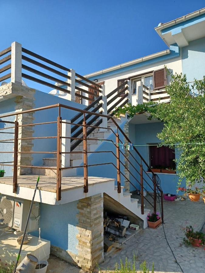 Apartments With A Parking Space Pag - 6325 파그 외부 사진