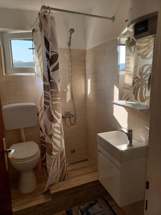Apartments With A Parking Space Pag - 6325 파그 외부 사진
