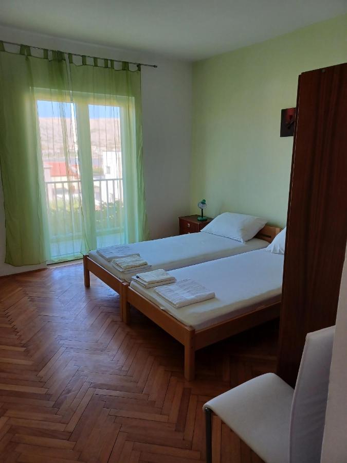 Apartments With A Parking Space Pag - 6325 파그 외부 사진