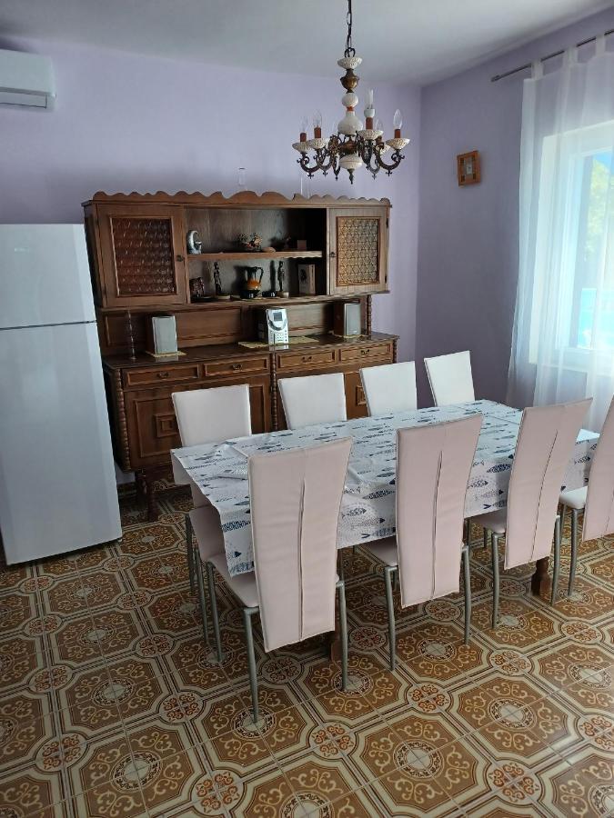 Apartments With A Parking Space Pag - 6325 파그 외부 사진