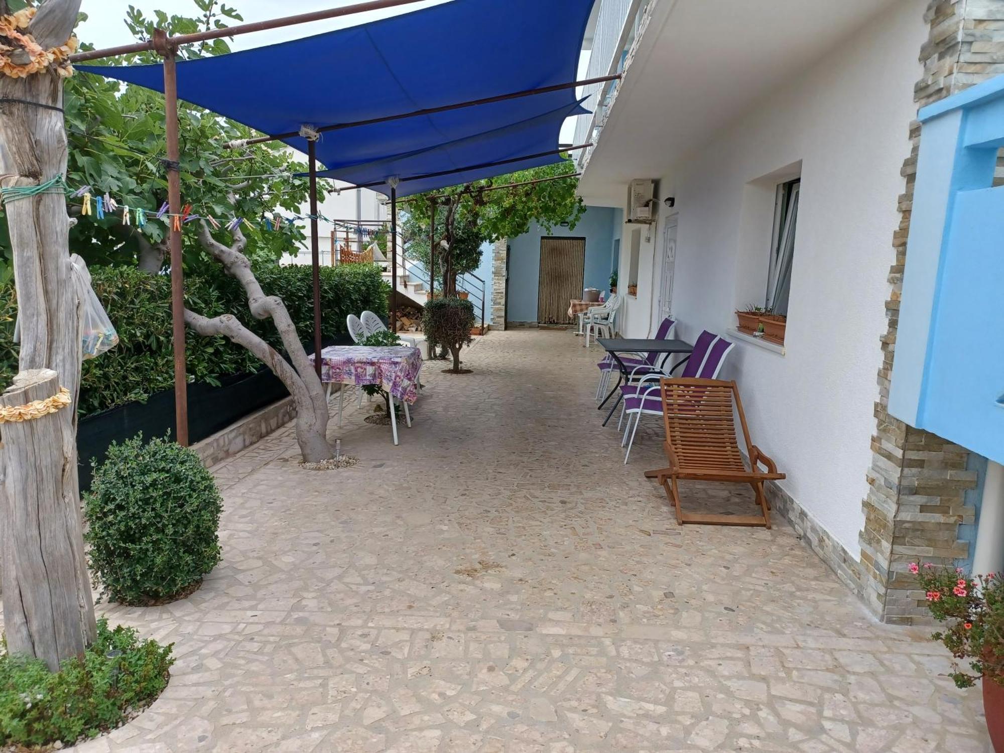 Apartments With A Parking Space Pag - 6325 파그 외부 사진